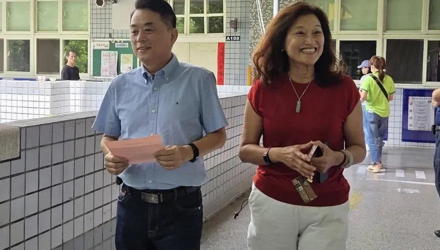 魯明哲不同意票飆破10萬　壓倒性輾壓同意罷免