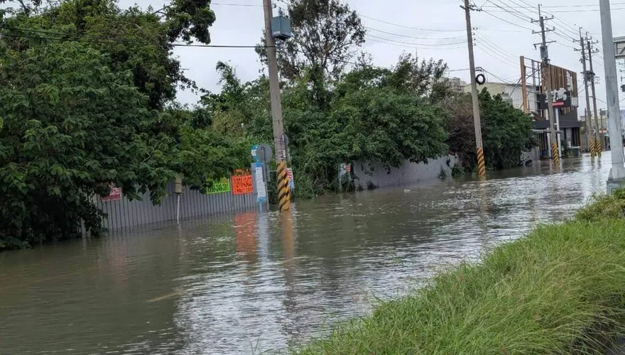 雲嘉南豪雨狂炸大停電！台電投入近800人巡視搶修