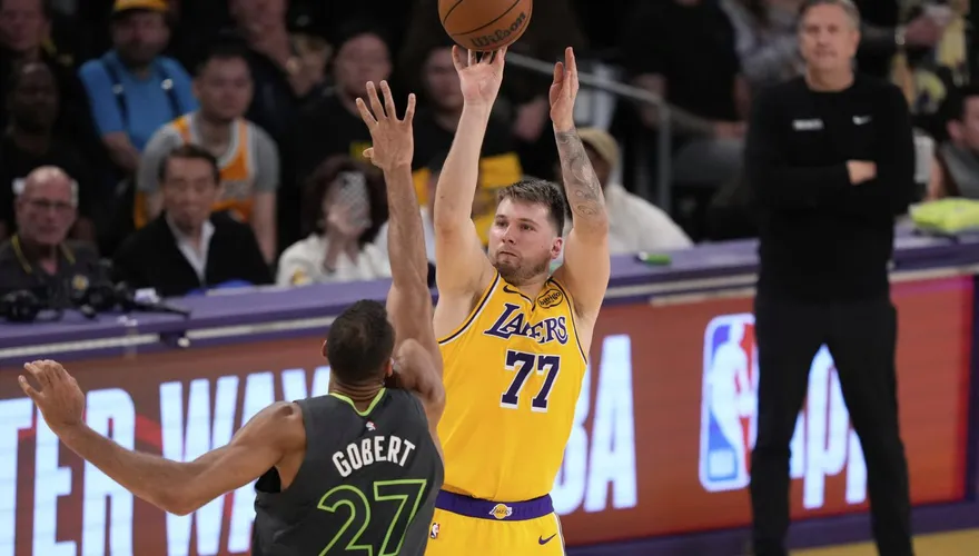NBA/東契奇3年49億續約湖人　捐近1.5億助小將追夢