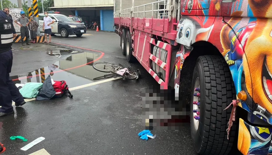 影/聯結車視線死角釀禍！　麻豆婦超商前遭聯結車輾斃