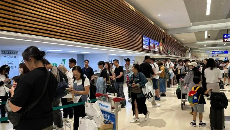 國泰航空「全機行李留日本」　旅客怒轟：處理態度差