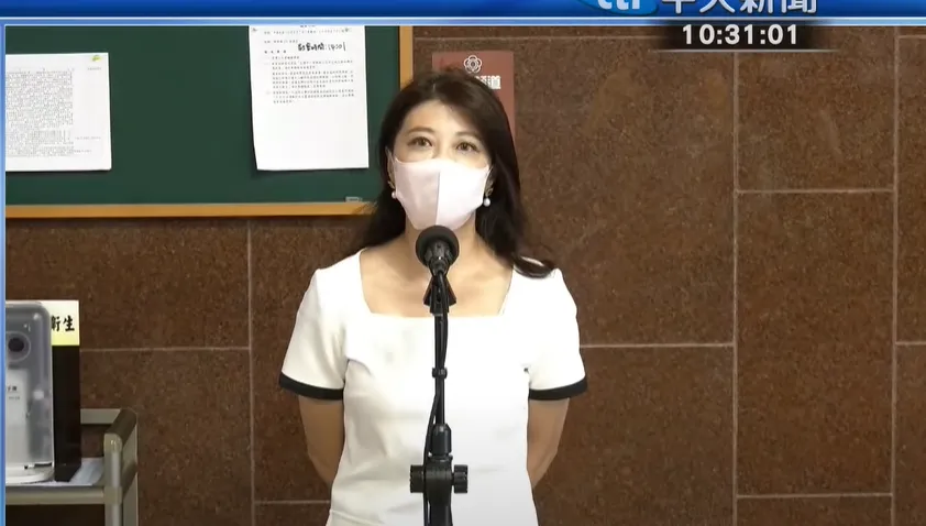 徐巧芯咆哮林楚茵後發現確診　「第一線」綠委全戴口罩上班