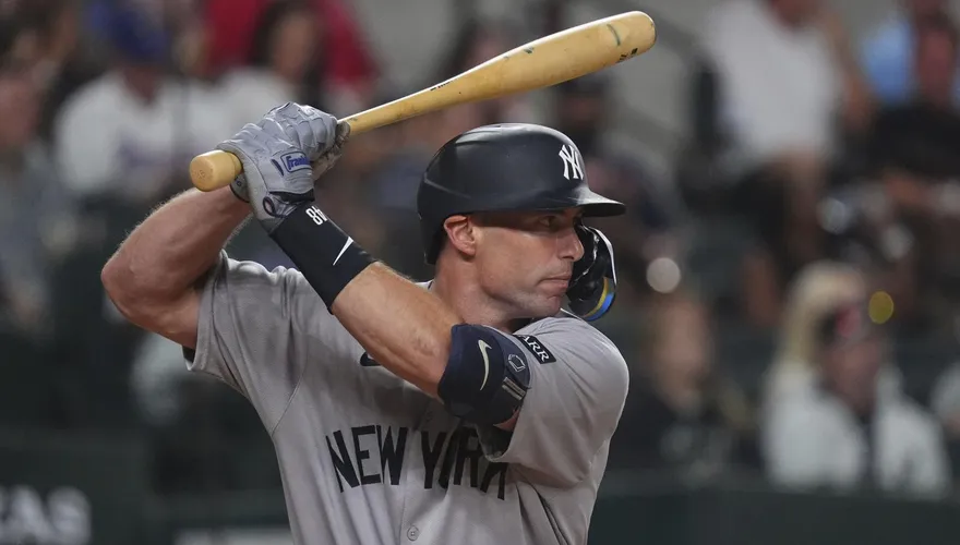 MLB/主將高施密特右膝扭傷！洋基不敵雙城　終止對戰9連勝