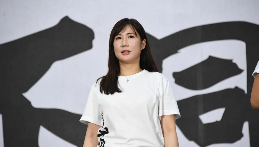 卓榮泰、盧秀燕互槓　柳采葳：蹭聲量的閣揆滿意度怎會高