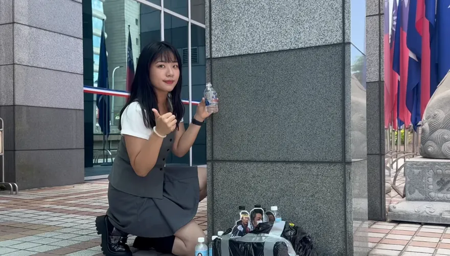 藍女戰神誕生！楊智伃打爆陳聖文影片曝　戰力爆表全放送