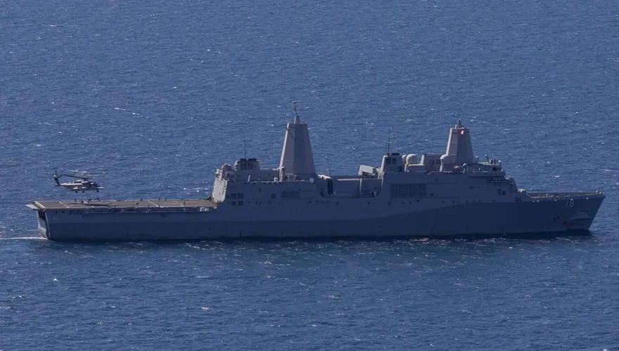 美軍兩棲艦沖繩外海嚴重失火！急向日方求援