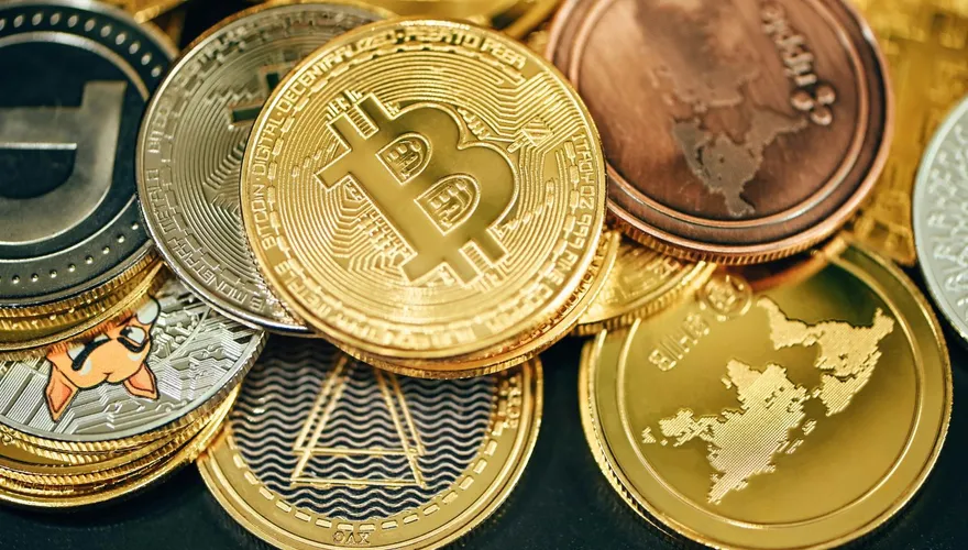 加密貨幣暴跌！烏克蘭幣圈紅人驚傳「陳屍藍寶堅尼跑車內」