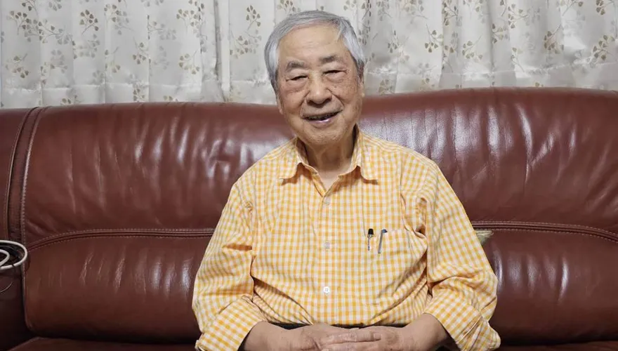 孝親獎/百公斤父摔倒頸椎斷裂亡！90歲主播李富城一生的痛