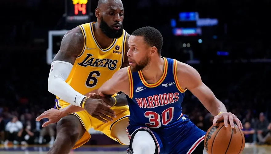NBA/美媒曝勇士多次聯繫湖人　盼組詹皇+柯瑞夢幻連線