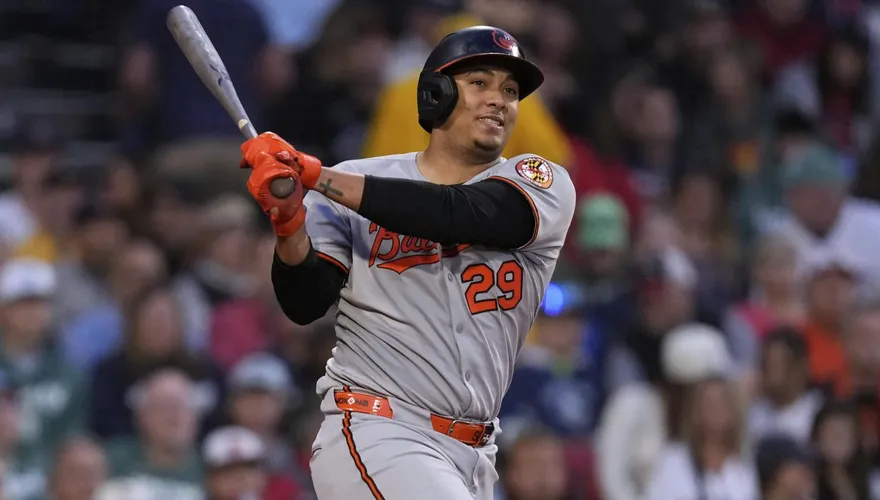 MLB/菜鳥捕手上大聯盟5天就續8年約　金鶯教頭：有優勢
