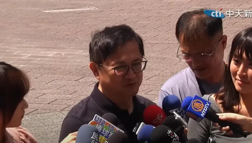 郭智輝請辭經濟部長　童子賢抱屈：有人故意勾一腳讓他跌倒