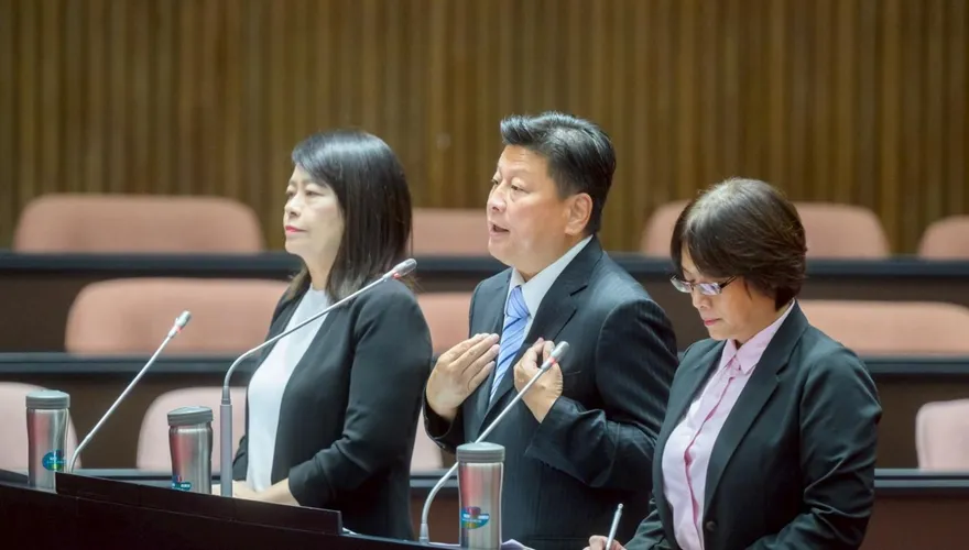 對美投資天然氣　傅崐萁：美IPO發行公司債確保台灣投報率