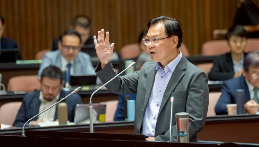 總預算卡關創憲政紀錄？張啓楷打臉卓榮泰：比照去年做法就好