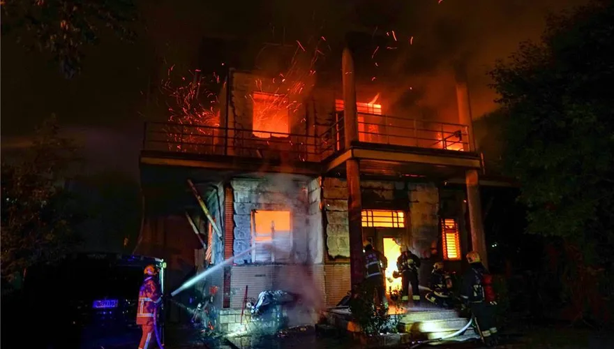 宜蘭五結鄉民宅凌晨火警　4人受困救出急送醫