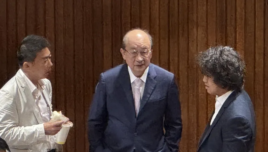 賴清德想硬逼英系就範？謝寒冰斷言後果：民進黨會立馬大亂