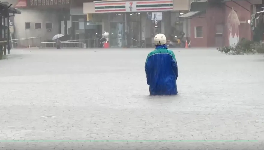 74年來降雨量最多！高雄登革熱警戒「查獲254處孳生源」