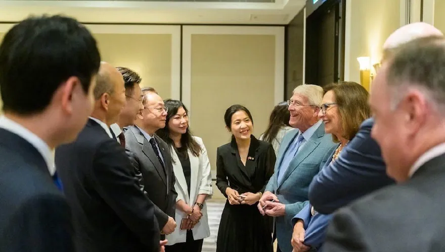 徐巧芯曬和美參院軍委會主席早餐會合照！韓國瑜、江啟臣全來了
