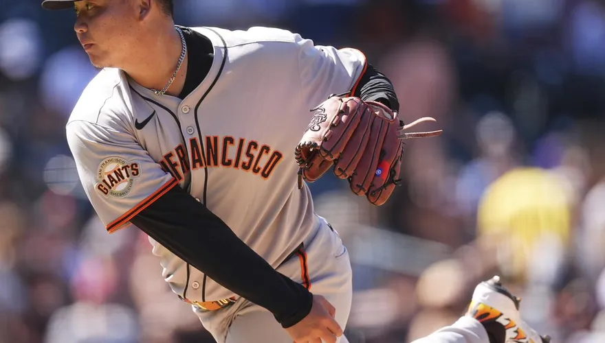 MLB/「他有條橡皮手臂！」巨人教頭讚鄧愷威：愈投愈有信心