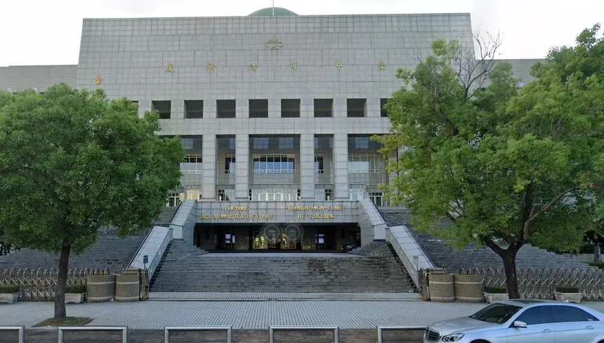台中棒球狼教練侵犯32童　二審維持464年刑期判決