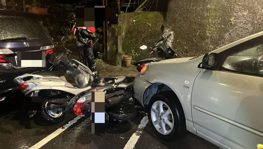 北市76歲婦駕車撞損7車　疑天雨視線差釀禍
