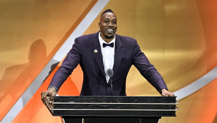 NBA/霍華德名人堂演說「致敬台灣」！擁抱歐尼爾解心結
