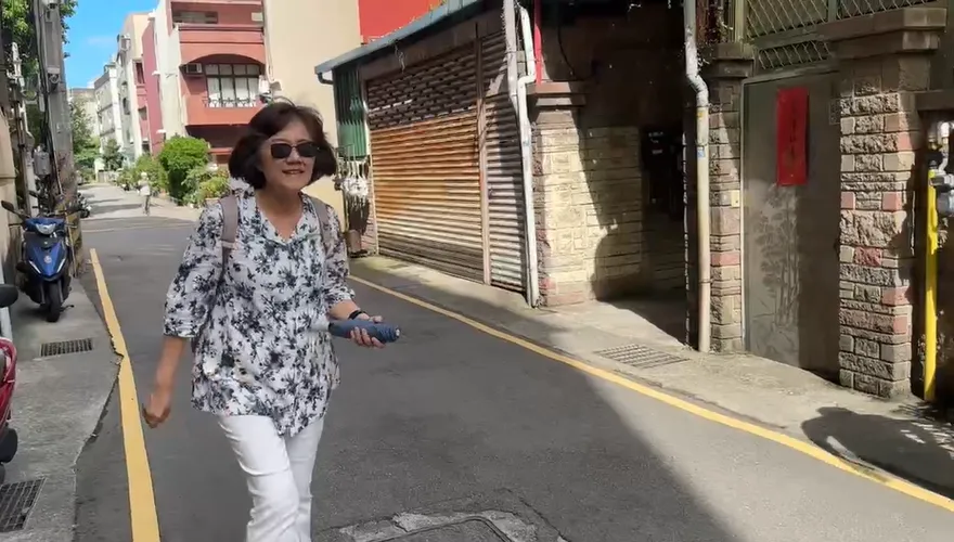 影/柯文哲交保直奔新竹！柯美蘭滿面笑容…現身老家迎接哥哥