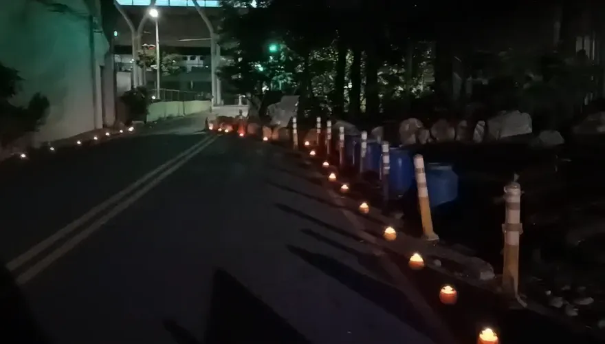 影/彰化員林整排酥油燈大道　地主：讓路人能安全通行