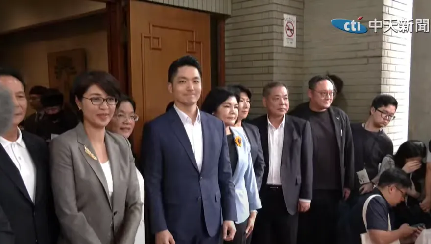 財劃法「分母寫錯」大烏龍　藍白16首長明北上開記者會