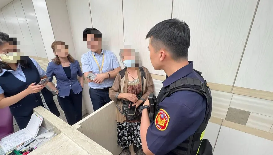 影/學聲樂也遇詐！微信假招生　機警行員成功阻婦遭騙