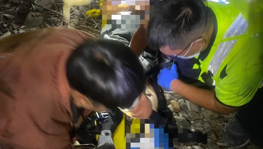 北新竹車站驚傳民眾遭火車撞擊！傷者嚴重骨折送醫