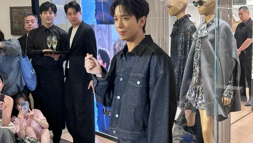 直擊/CNBLUE鄭容和現身101！寵粉比心秀流利中文：今天是美好的一天