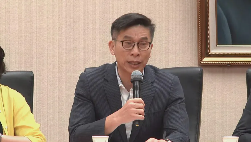 要用「殺傷力消息」弄花蓮縣府？！綠幹事長鍾佳濱：政治口水放一邊