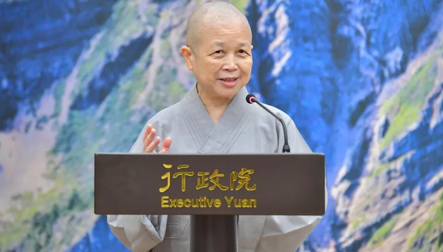 釋昭慧要告人了！謝寒冰初體驗：謝謝法師賜我機會