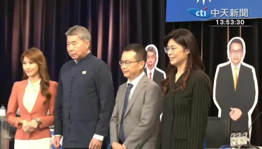 國民黨主席大辯論/首場辯論會正式打響　三人先禮後兵展開激辯