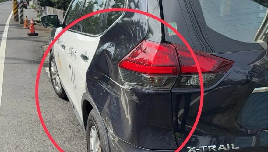 影/深夜警匪追逐！毒駕拒檢衝撞警車逃逸　車上搜出毒品