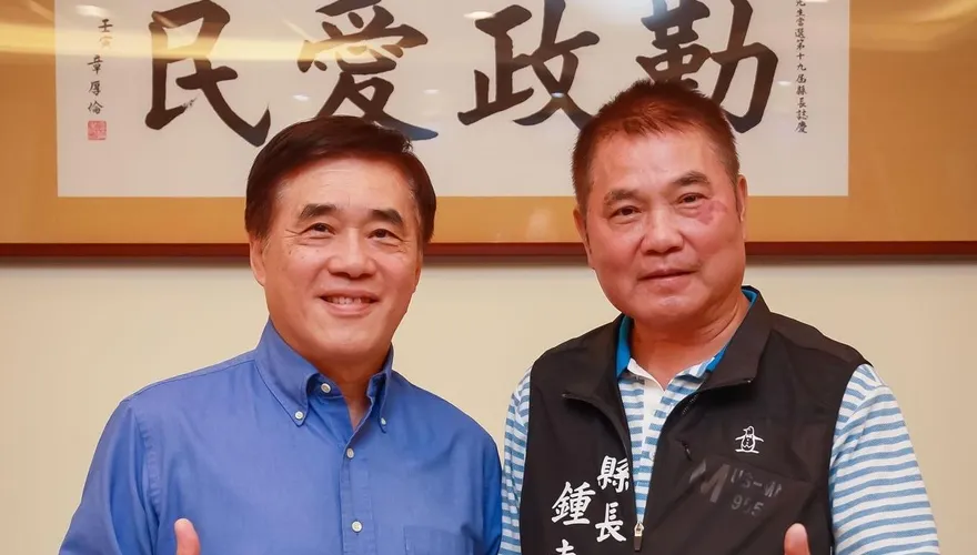 鍾東錦重返國民黨　力挺郝龍斌：這份人情必須回報！