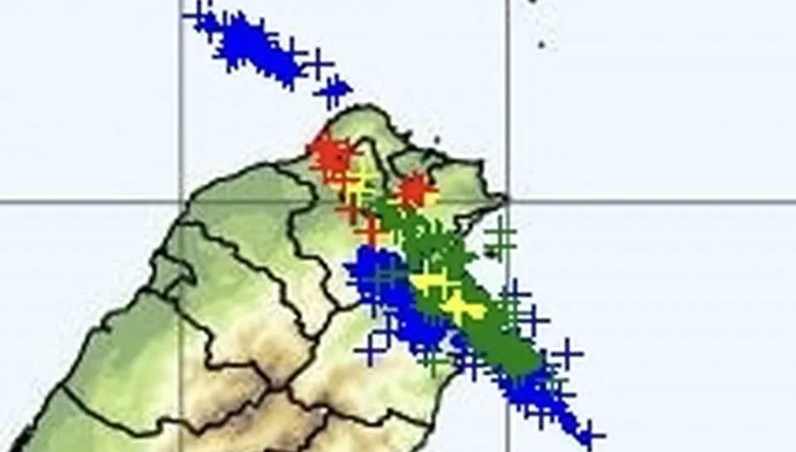 北台灣雷聲密集！　鄭明典驚呼：颱風經驗裡較少見