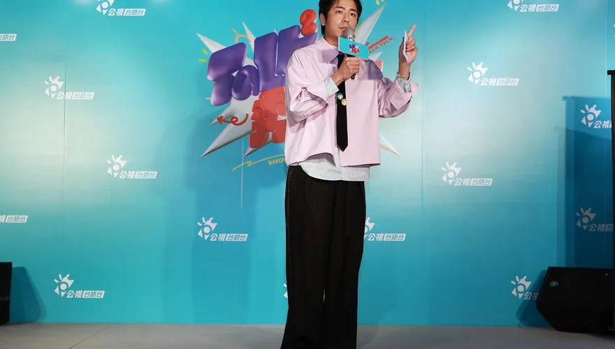 Lulu閃婚陳漢典！前男友張瑞夫首露面尬笑  被虧：可以快樂點嗎？