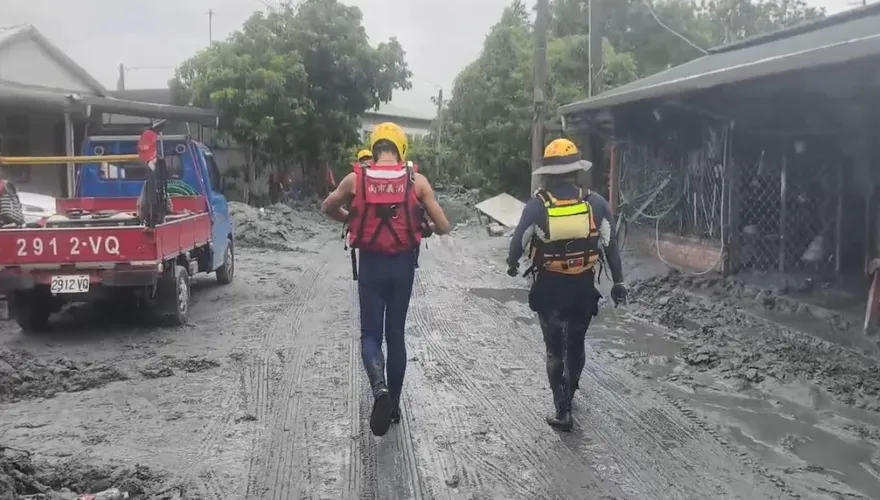 剛過90大壽遇洪水罹難　女兒含淚用雨水清洗遺體