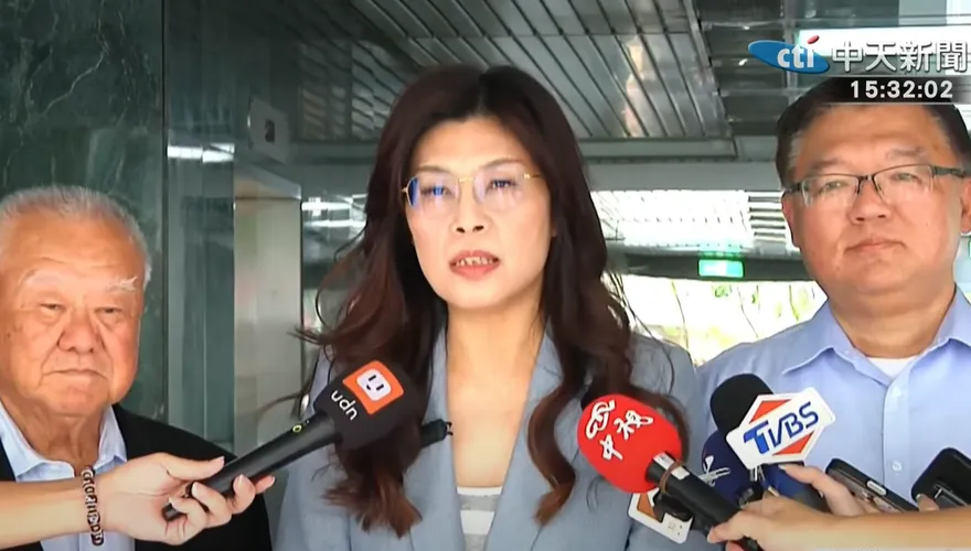 影/工商大老見鄭麗文！林伯豐：國民黨應該讓新的人才出來