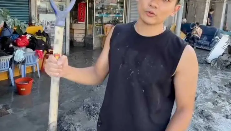 前國手父子投入花蓮救災！親身示範：就是這麼簡單