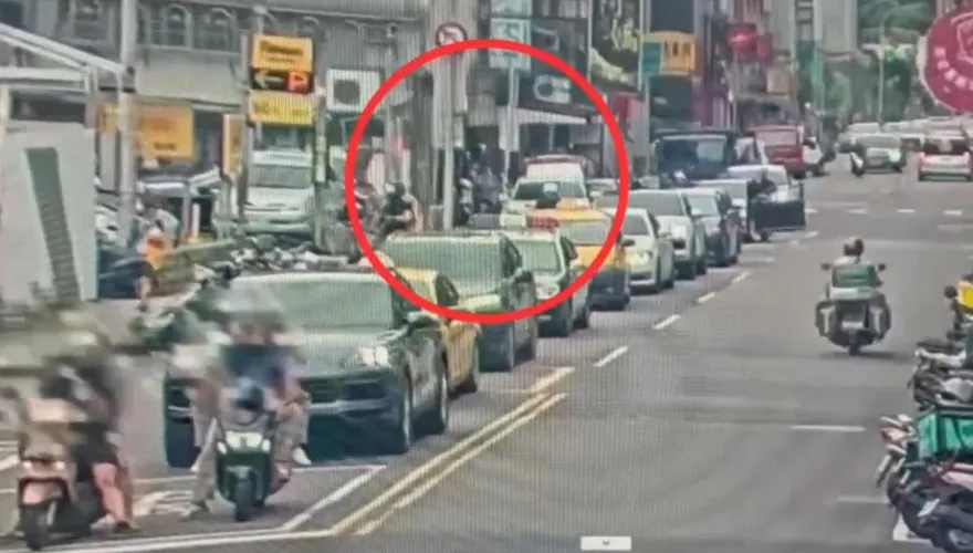 真網內互打！Uber司機不滿外送員騎太慢　持電擊槍恐嚇遭法辦