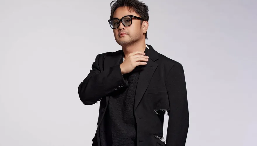 蘇震洋愛子助攻老爸初登螢幕　新歌MV號召扶輪社好友合體