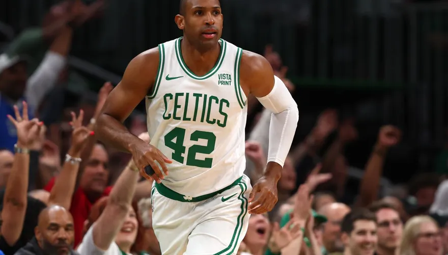NBA/勇士補強！簽39歲霍佛德扛中鋒　梅爾頓開心回鍋