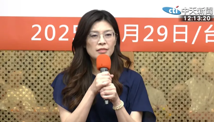 國民黨須扛起和平重任！鄭麗文：要讓台灣人自豪說我是中國人
