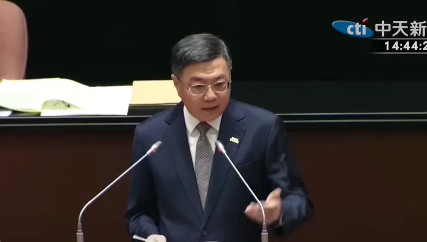 卓榮泰赴立院報告！嘆社會充滿不信任：一個動作都可拿來誇大扭曲