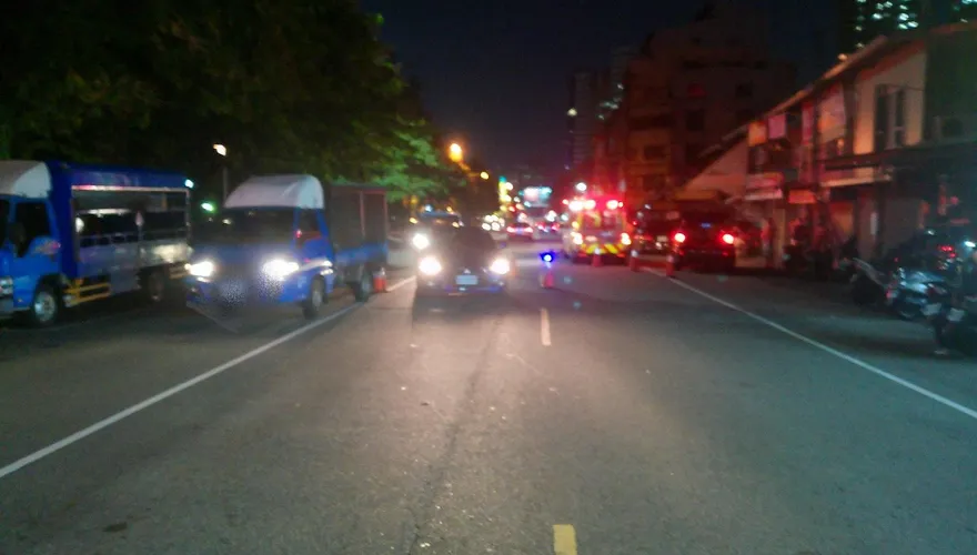 台中8旬婦捨斑馬線過馬路　下秒遭撞命危