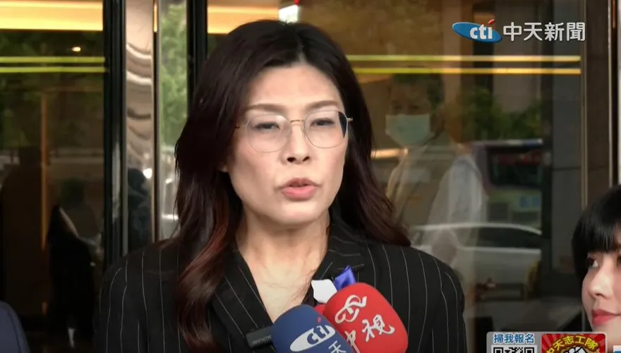 拜會商總理事長許舒博　鄭麗文：無法接受美方提晶片五五分