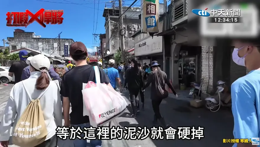 2萬「鏟子超人」中秋連假衝光復災區　季連成：可調遣志工