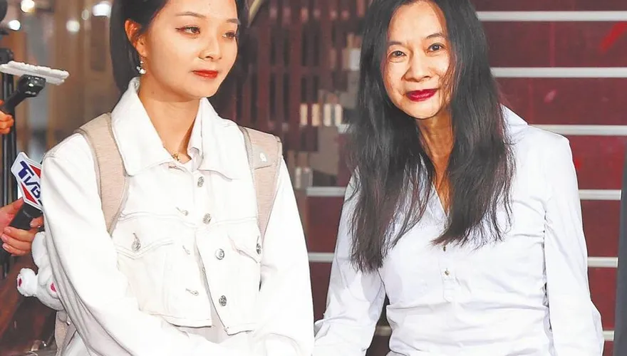最美政二代選2026？「全民岳母」應曉薇曝愛女應佳妤超猛志向